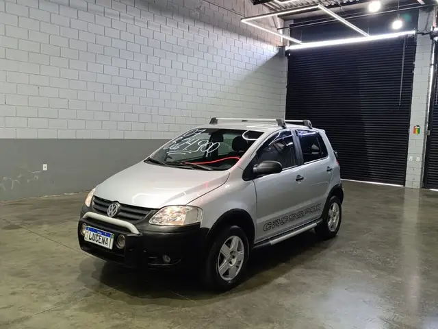 Carro Volkswagen CrossFox 2007 1.6 (Flex)