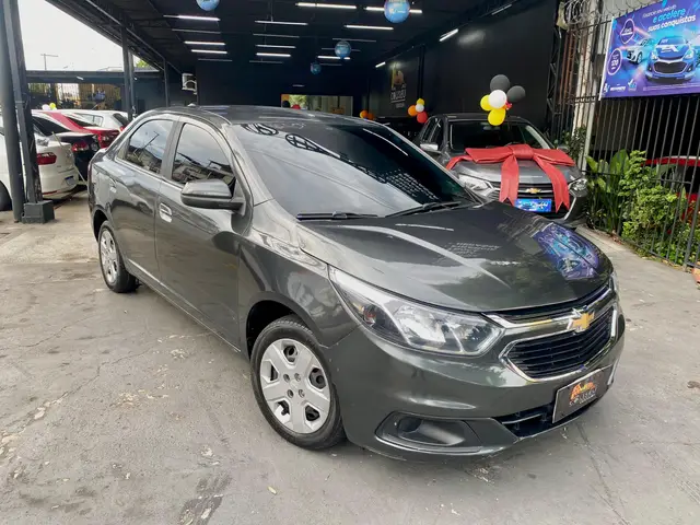 Carro Chevrolet Cobalt 2017 LT 1.4 8V (Flex)