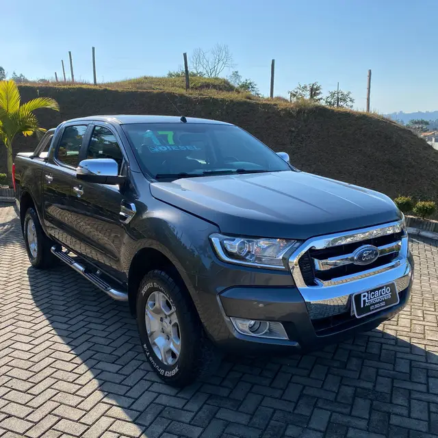 Carro Ford Ranger Cabine Dupla 2017 Ranger 3.2 XLT CD 4x4 (Aut)