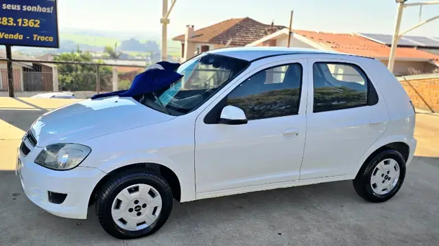 Carro Chevrolet Celta 2013 LT 1.0 (Flex)