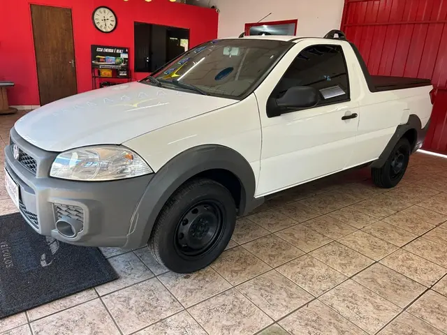 Carro Fiat Strada 2014 Working 1.4 (Flex)