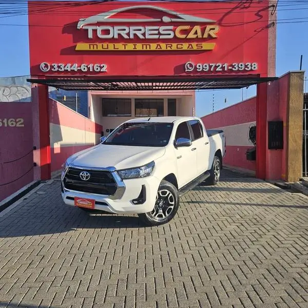 Carro Toyota Hilux Cabine Dupla 2023 SRV 4x4 2.8 Diesel
