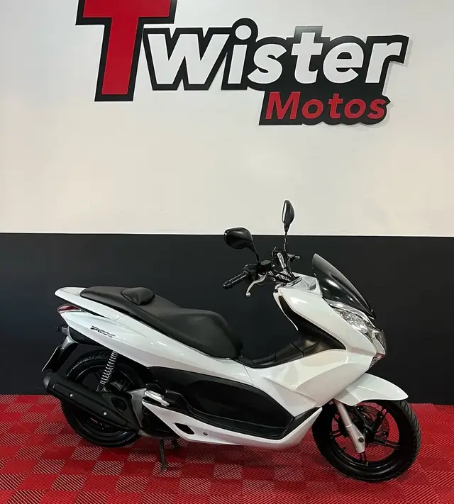Moto Honda PCX 150 2015 DLX