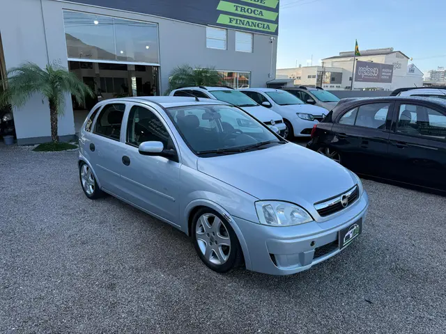Carro Chevrolet Corsa Hatch 2010 Maxx 1.4 (Flex)