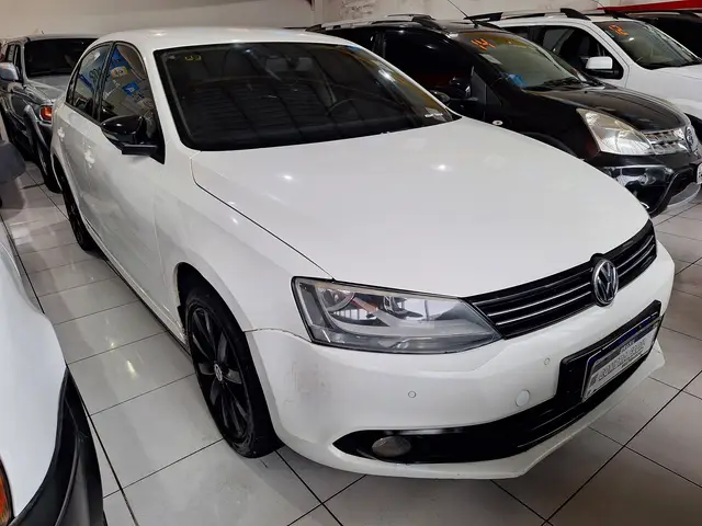 Carro Volkswagen Jetta 2012 2.0 Comfortline Tiptronic (Flex)