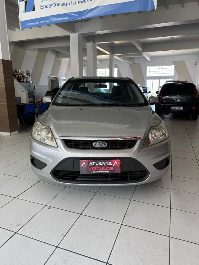 Carro Ford Focus Sedan 2009 GLX 2.0 16V Duratec