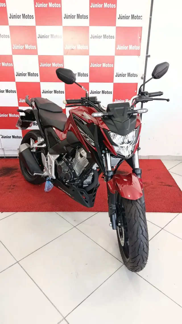 Moto Honda CB 300F Twister 2025 (ABS)