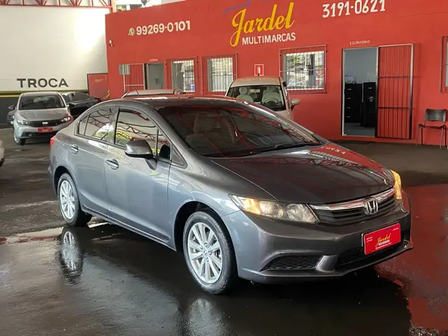 Carro Honda Civic 2015 LXS 1.8 i-VTEC (Flex)