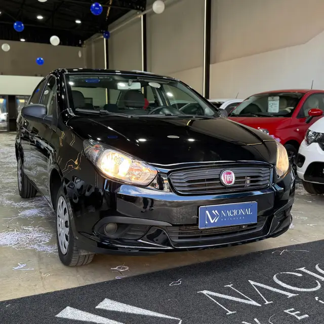 Carro Fiat Grand Siena 2021 1.0 Flex