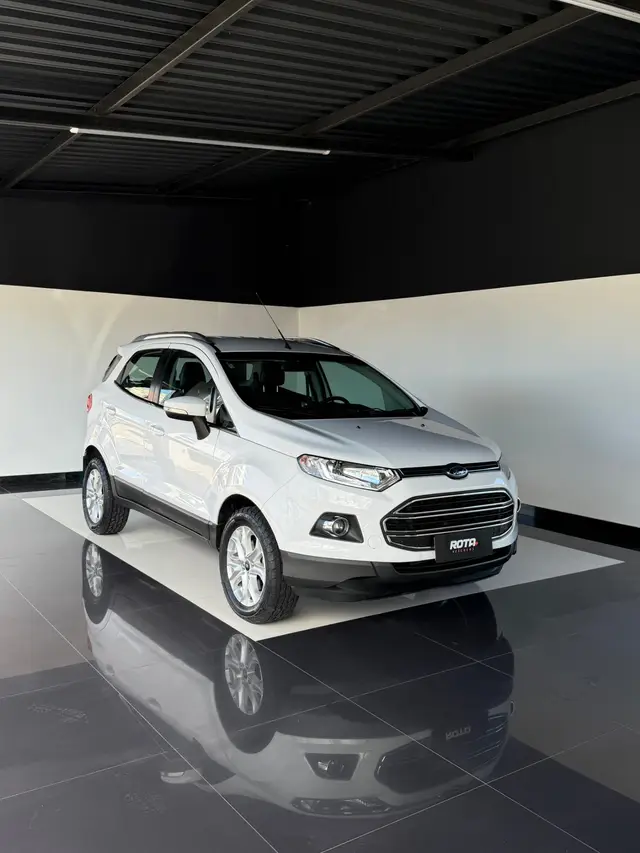 Carro Ford EcoSport 2017 Ecosport Titanium 2.0 16V PowerShift (Flex)