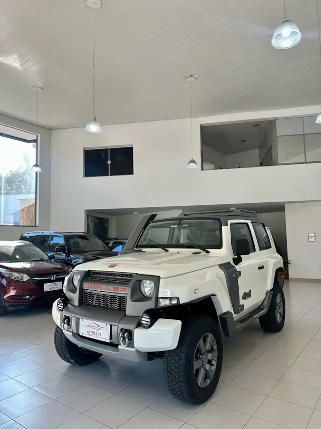 Carro Troller T4 2017 3.2 Diesel Bold 4x4