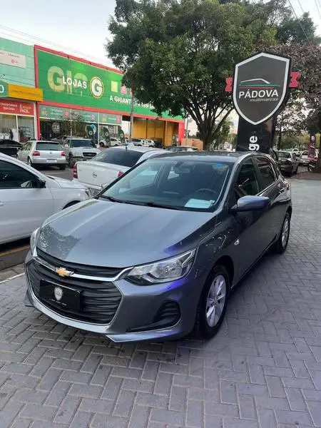 Carro Chevrolet Onix 2021 1.0 (Flex)