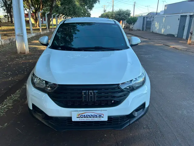 Carro Fiat Strada 2023 Freedom 1.3 CD (Flex)