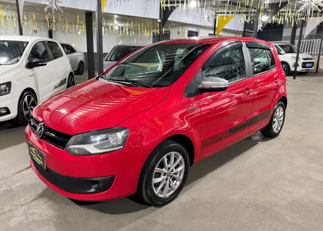 Carro Volkswagen Fox 2014 1.6 VHT Rock in Rio (Flex)