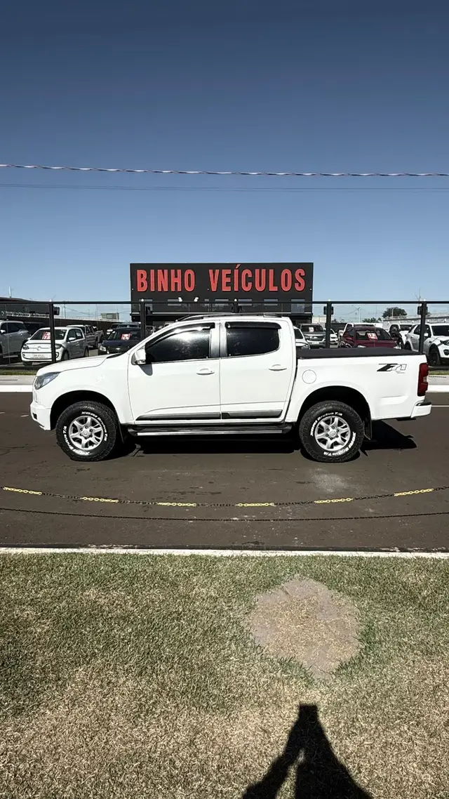 Carro Chevrolet S10 Cabine Dupla 2013 S10 LT 2.4 4x2 (Cab Dupla) (Flex)