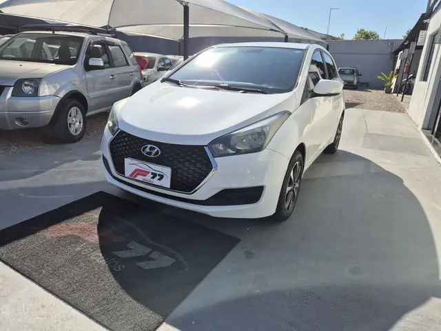 Carro Hyundai HB20S 2019 1.0 Comfort Plus (Flex)