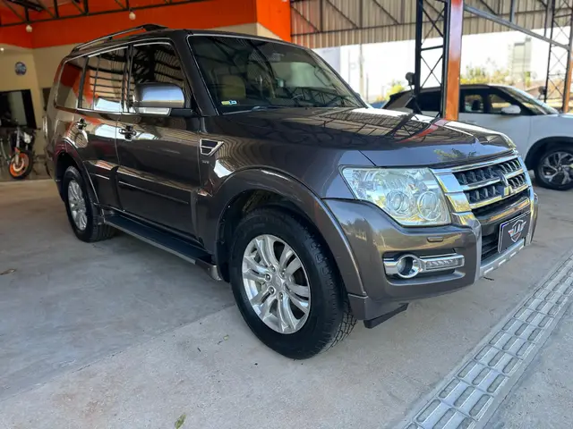 Carro Mitsubishi Pajero Full 2016 3.2 DI-D 3D HPE 4WD