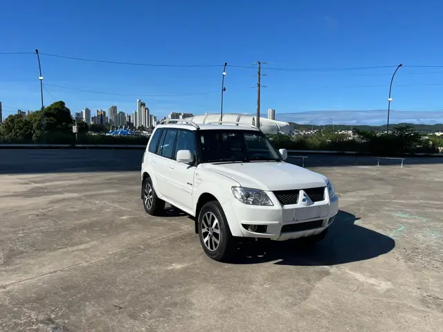 Carro Mitsubishi Pajero TR4 2013 2.0 16V 4X4 (Flex) (Aut)