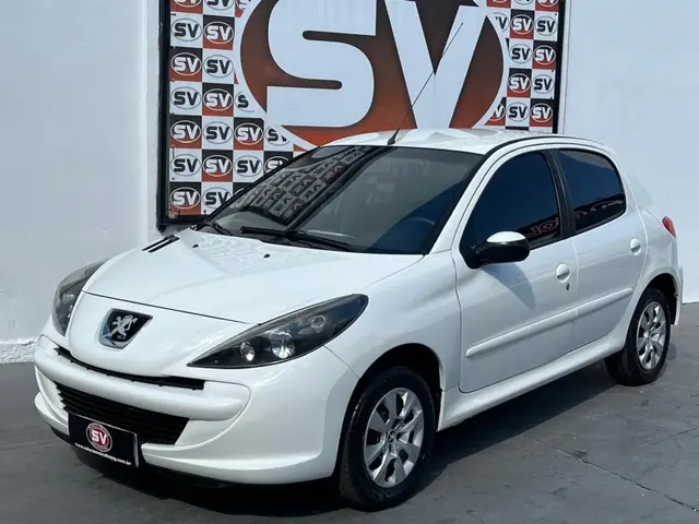 Carro Peugeot 207 2015 Hatch Active 1.4 (Flex)