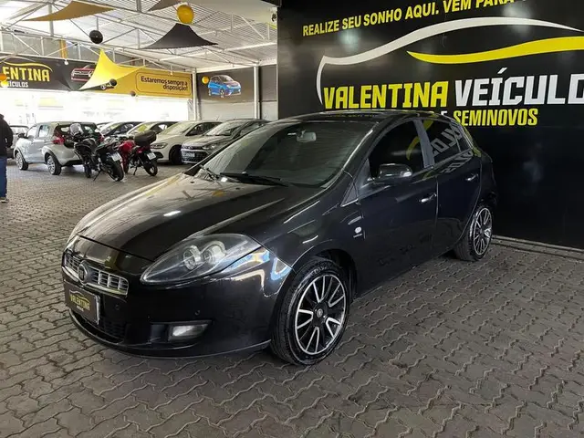 Carro Fiat Bravo 2014 Absolute 1.8 16V Dualogic (Flex)