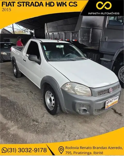 Carro Fiat Strada 2015 Adv.1.8 16V Dualogic Flex CD