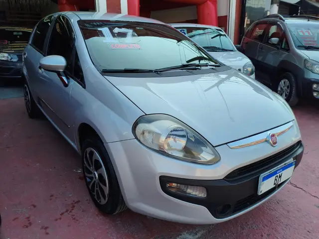 Carro Fiat Punto 2017 Attractive 1.4 (Flex)