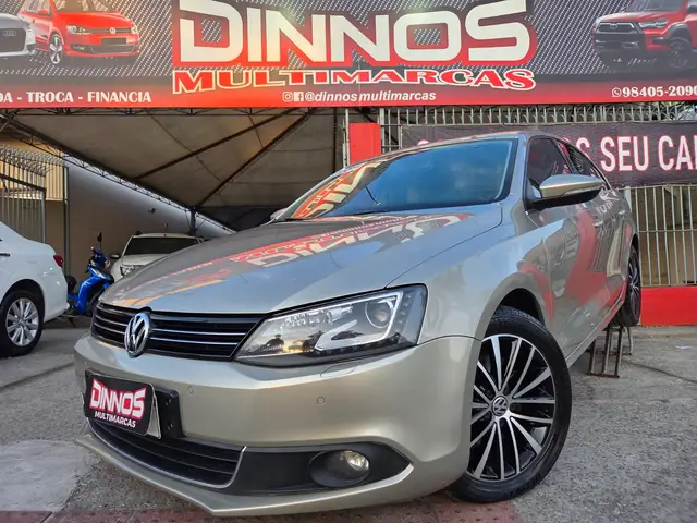 Carro Volkswagen Jetta 2014 2.0 TSI Highline DSG