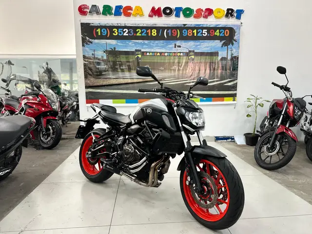Moto Yamaha MT-07 2021 ABS