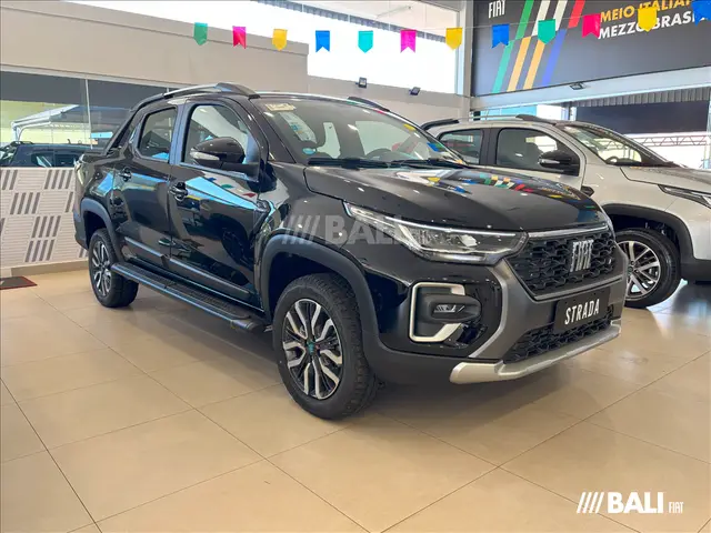 Carro Fiat Strada 2025 Ranch 1.0 Flex Turbo CD Aut.