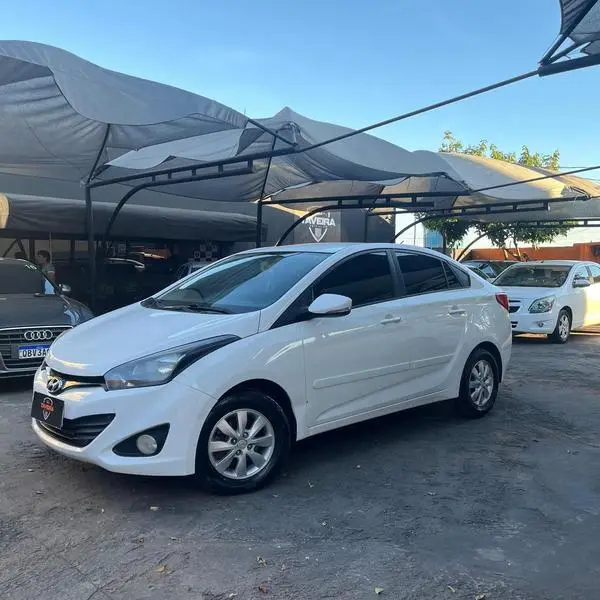 Carro Hyundai HB20S 2015 1.6 Comfort Plus (Aut) (Flex)