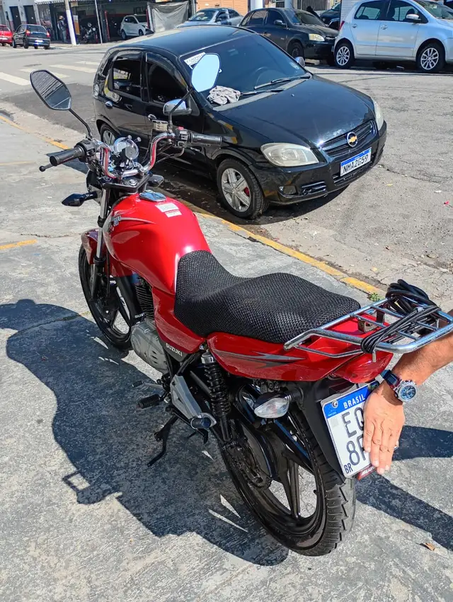 Moto Suzuki En 125 2011 EN 125 YES SE
