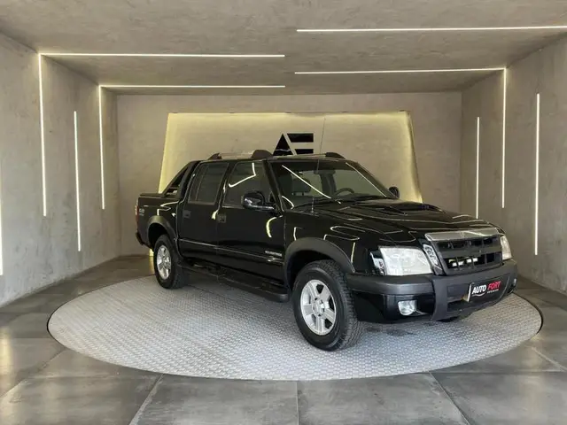 Carro Chevrolet S10 Cabine Dupla 2011 S10 Advantage 4x2 2.4 (Flex) (Cab Dupla)