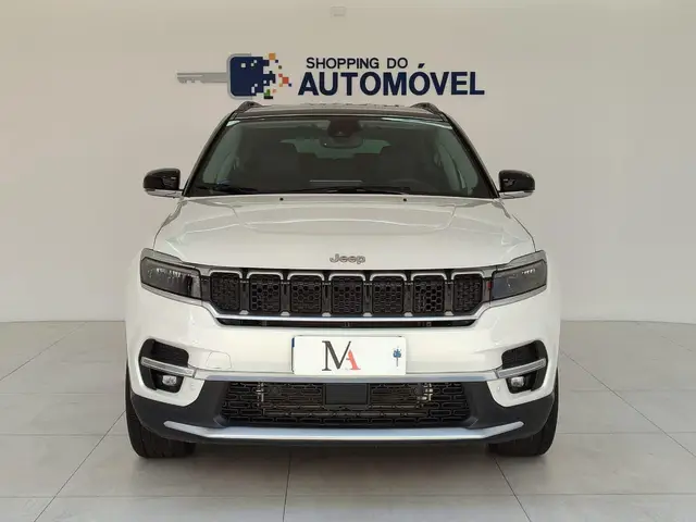 Carro Jeep Commander 2023 Limited 1.3 T270