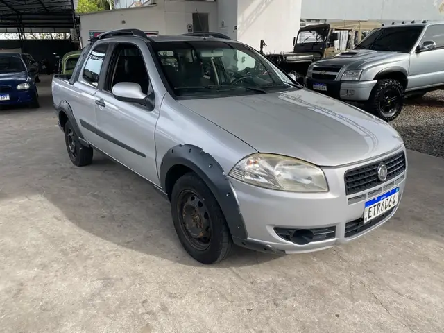 Carro Fiat Strada 2012 Working 1.4 (Flex) (Cabine Dupla)