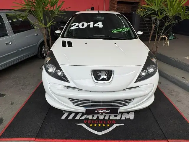 Carro Peugeot 207 2014 Hatch Active 1.4 (Flex)