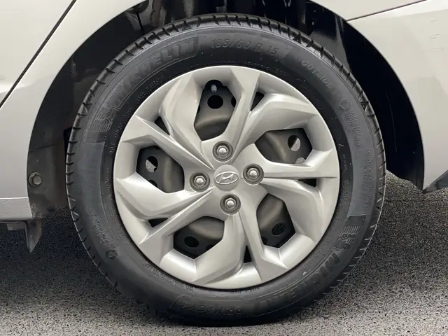 Carro Hyundai HB20S 2023 Comfort 1.0 (Flex)