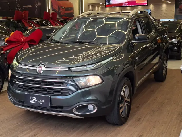 Carro Fiat Toro 2017 Volcano 2.0 diesel AT9 4x4