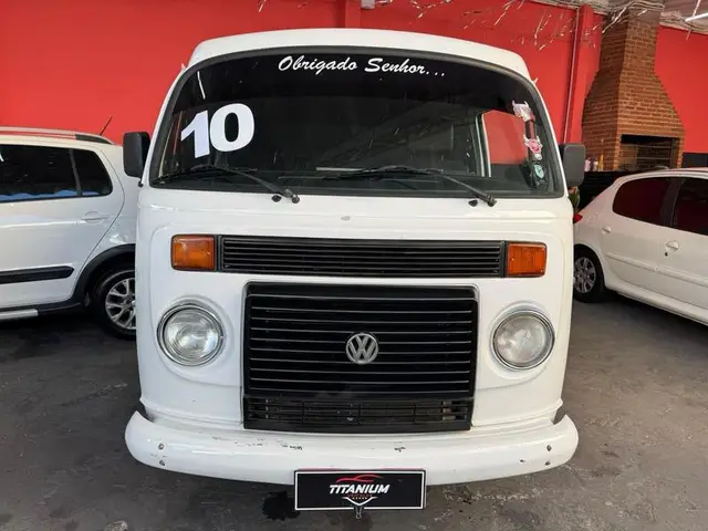Carro Volkswagen Kombi Furgão 2010 Kombi Furgao 1.4 (Flex)