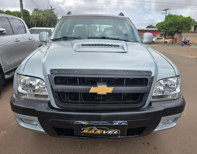 Carro Chevrolet S10 Cabine Dupla 2005 S10 Tornado 4x4 2.8 (Cab Dupla)