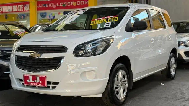 Carro Chevrolet Spin 2016 LT 5S 1.8 (Flex)