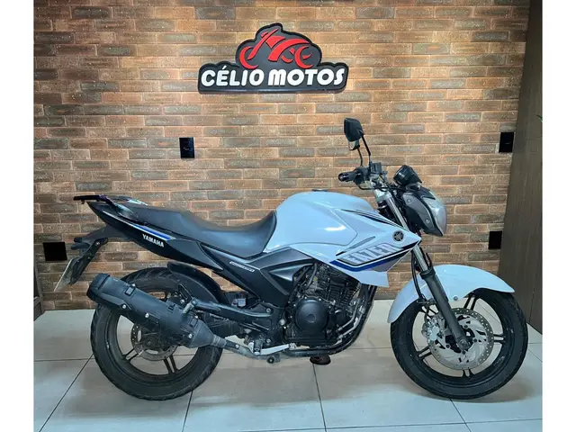 Moto Yamaha YS 250 Fazer 2015 Blueflex