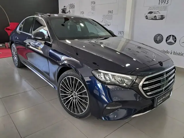 Carro Mercedes-Benz E 300 2025 Exclusive 2.0 Turbo Gasolina (Aut)