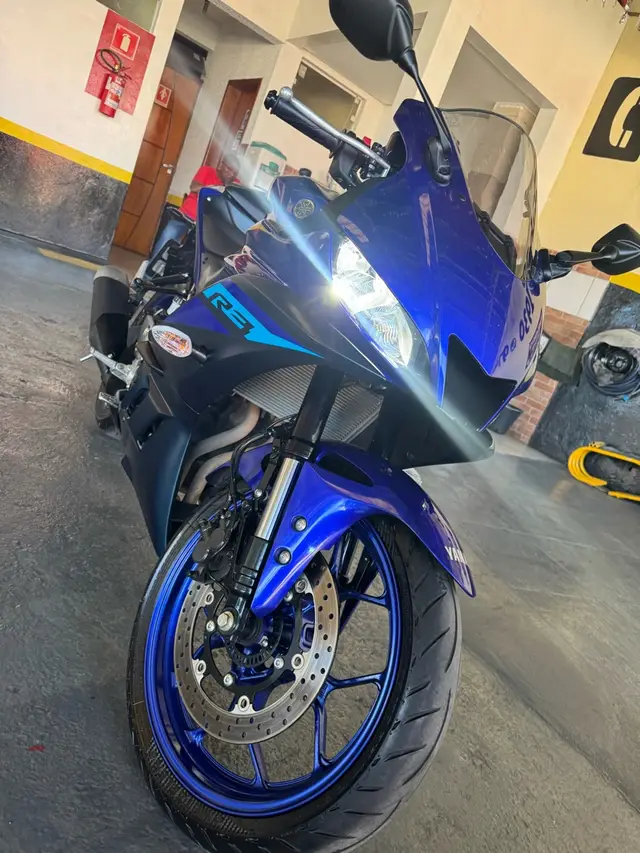 Moto Yamaha YZF R3 2025 ABS
