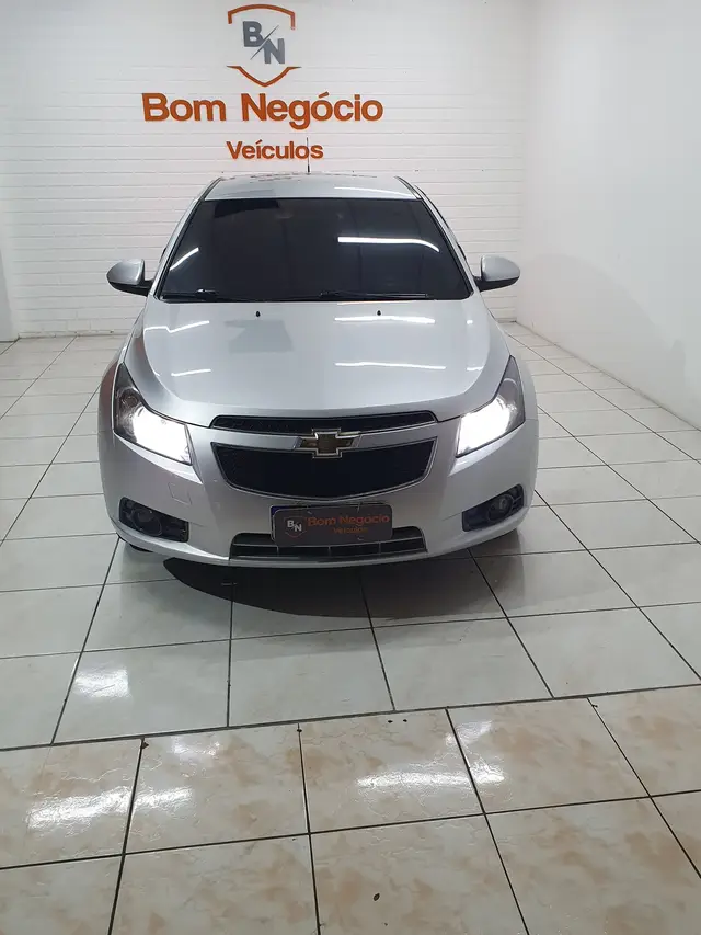 Carro Chevrolet Cruze 2013 LT 1.8 16V Ecotec (Flex)