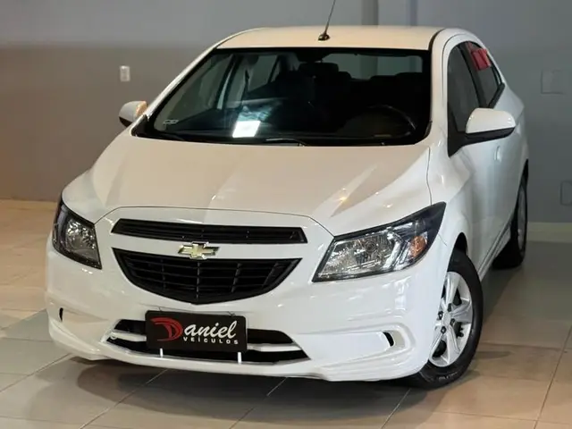 Carro Chevrolet Onix 2019 1.0 Joy SPE/4