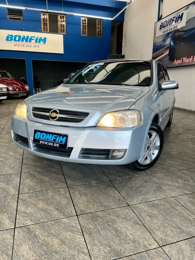 Carro Chevrolet Astra Hatch 2009 Advantage 2.0 (Flex)