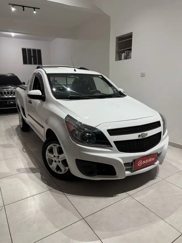 Carro Chevrolet Montana 2014 LS 1.4 (Flex)
