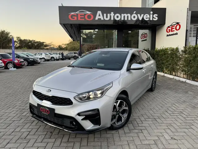 Carro Kia Cerato 2020 2.0 16V SX (Aut) (Flex)