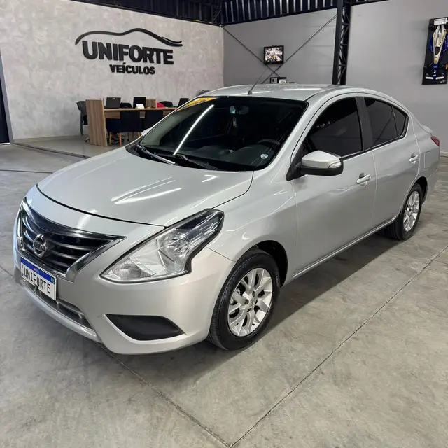 Carro Nissan Versa 2020 1.6 16V SV FlexStart CVT (Flex)