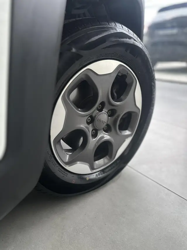 Carro Jeep Renegade 2021 Sport 1.8 4x2 (Aut) (Flex)